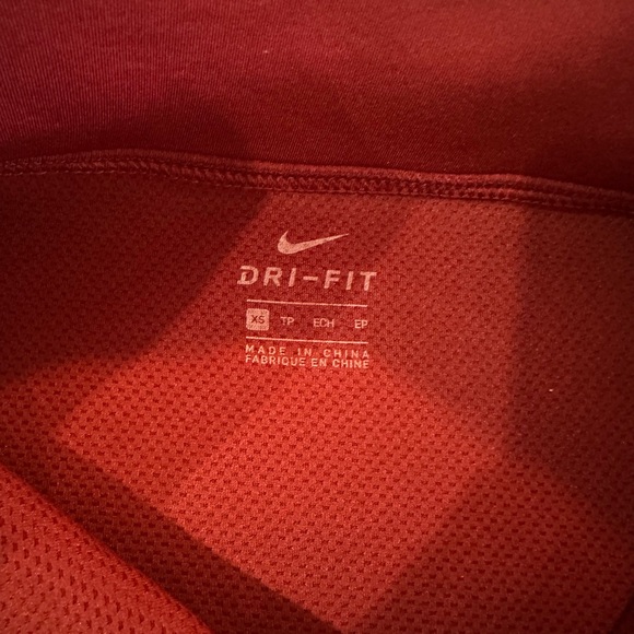 Nike Pro Get Fit Dri-Fit Pullover - Picture 8 of 8
